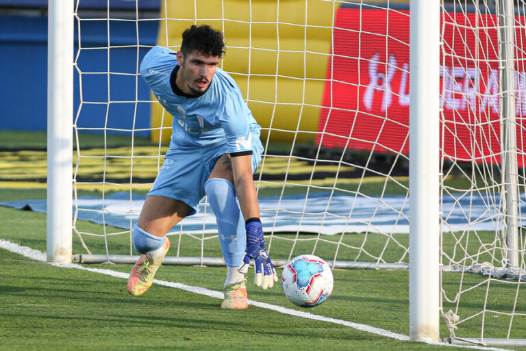 Palestino se disculpa con Dituro por entredichos con el Coto Sierra y su banca