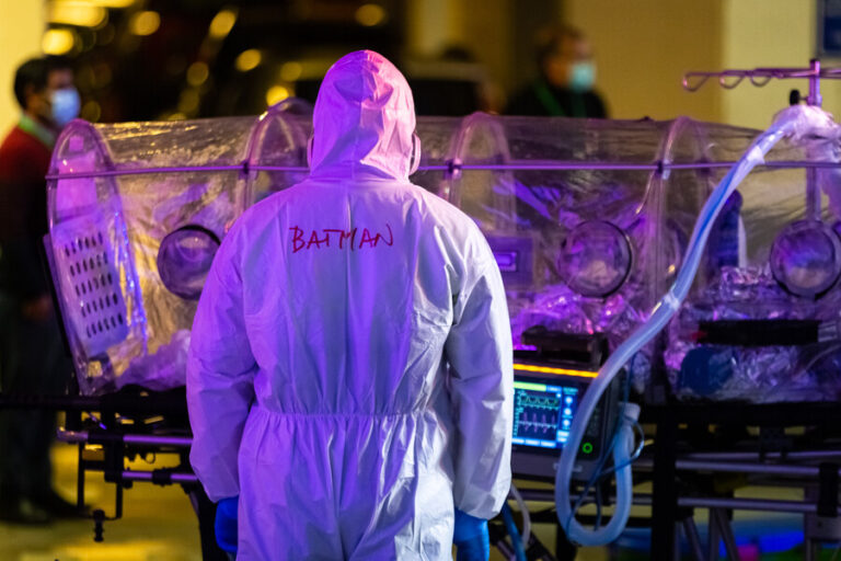 Crisis sanitaria en Los Lagos: Sólo quedan tres camas UCI disponibles por alta ocupación hospitalaria