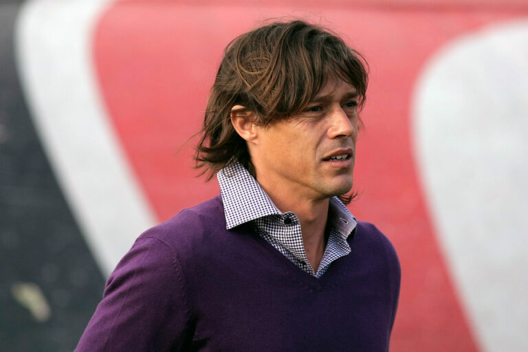 Matías Almeyda sería la primera opción junto al hijo de Bonini para dirigir a la Roja