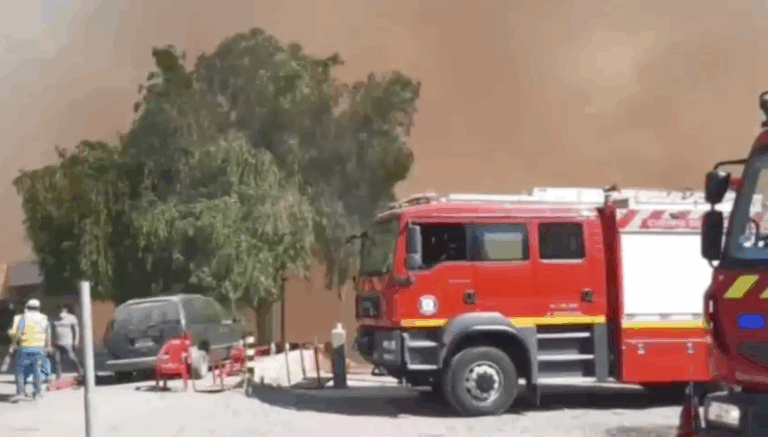 Onemi declara alerta roja en Monte Patria por incendio forestal cercano a bencinera y viviendas