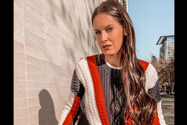 PC pide que FRVS considere no mantener la candidatura de Adriana Barrientos: “No nos representa”