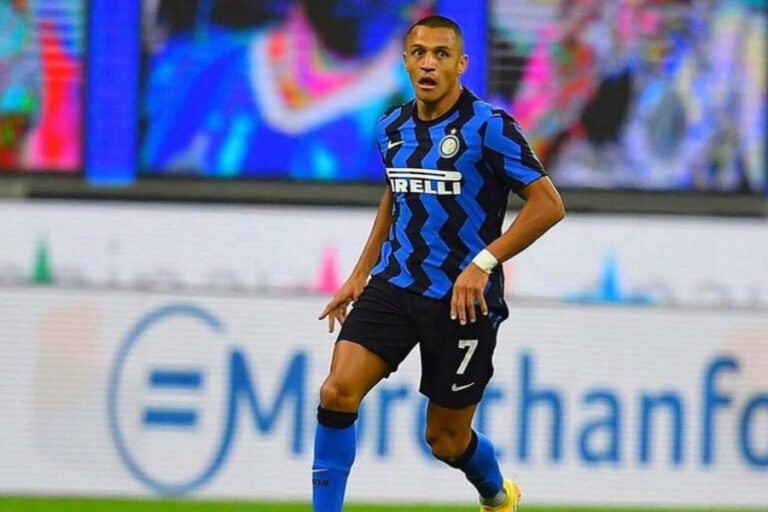 Inter iría con Alexis de titular este martes en el clásico ante el Milán por Copa Italia