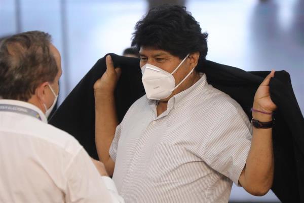 Evo Morales inicia tratamiento médico tras confirmarse contagio de COVID-19