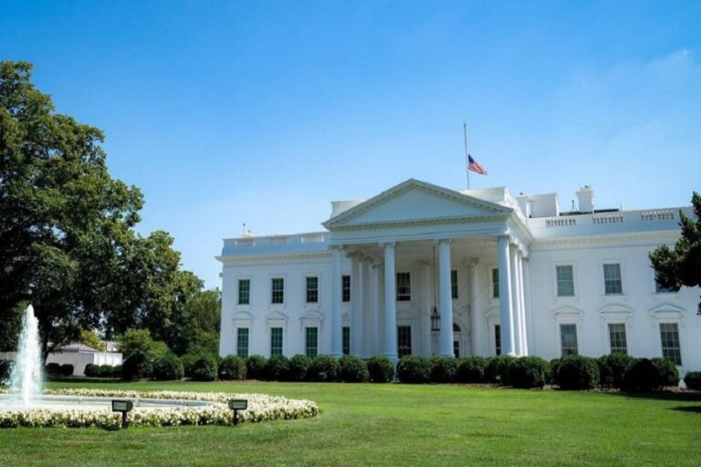 Una vez afuera Trump: ¿Cuánto costará limpiar la Casa Blanca antes de la llegada de los Biden?