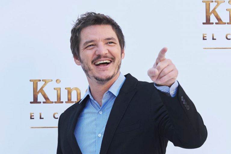 Confirman a Pedro Pascal como uno de los presentadores de los premios Oscar 2023