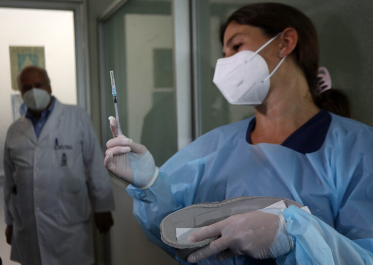 COVID-19: El calendario de vacunación para la semana del 12 y 18 de abril