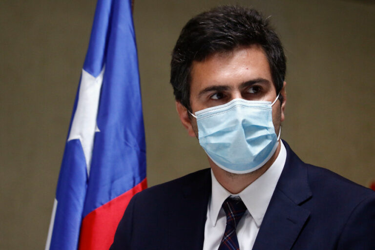 Paulsen (RN) por suspensión de receso legislativo: 