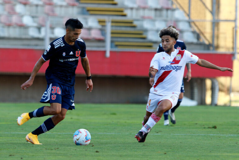 La U empató de visita ante Curicó y aún no se salva completamente del descenso