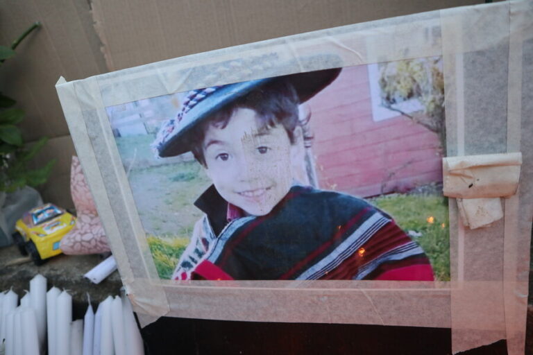 Conmoción por hallazgo del cuerpo de Tomás Bravo: Tío abuelo es imputado por homicidio simple