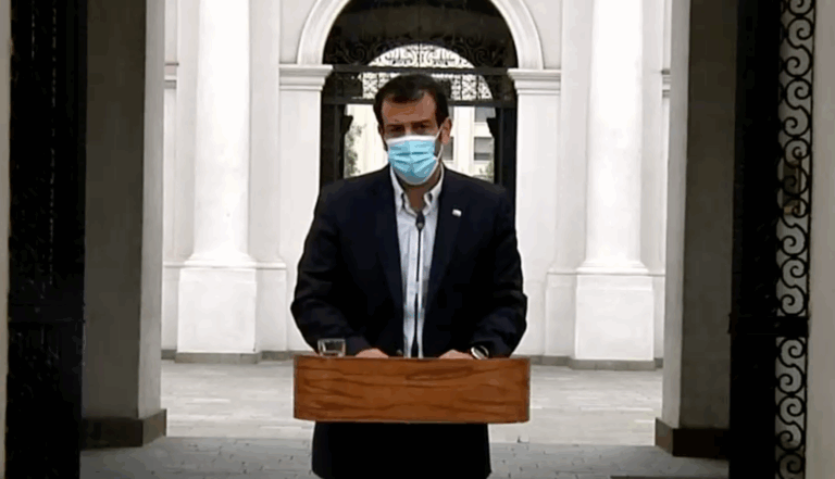 Ministro Delgado condena quema de infraestructuras en Panguipulli y apunta a 