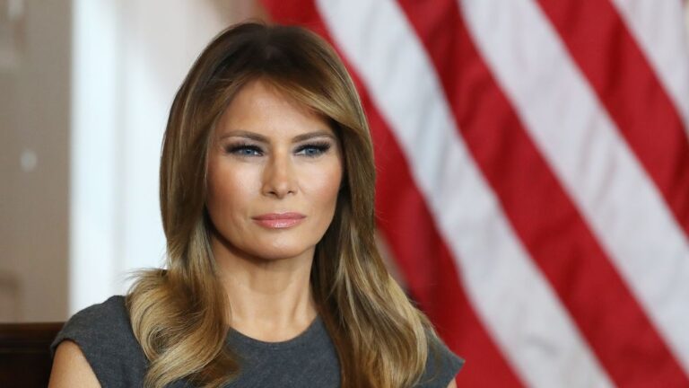 Cercanos a Melania Trump aseguran que 