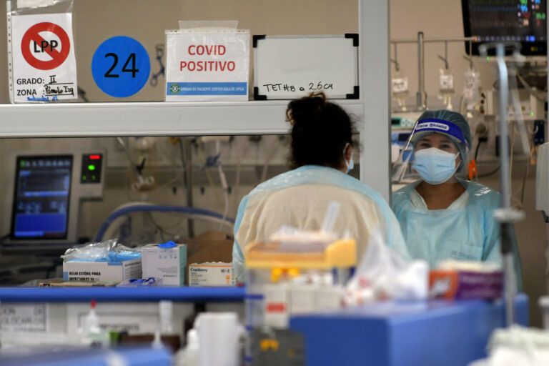 Balance COVID-19: Minsal confirmó 5.325 contagios, la cifra más alta de casos nuevos desde junio