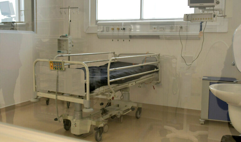 Proponen declarar el 21 de marzo como día nacional por fallecidos de COVID-19 en Chile