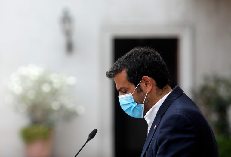 Daza y estado de salud del ministro Delgado tras dar positivo a COVID-19: 