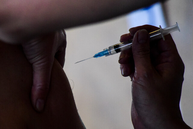 Más de cuatro millones de personas vacunadas: Así avanza el proceso de inoculación en Chile