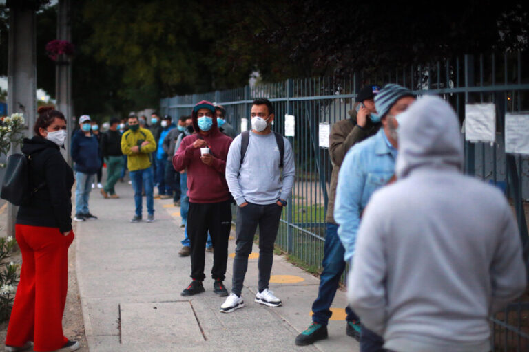 Registro Civil habilita reserva de horas online para trámites en la RM