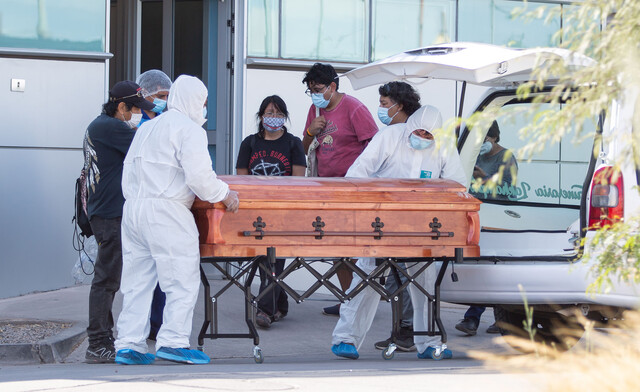 Presentan proyecto para declarar un día nacional por los fallecidos por COVID-19