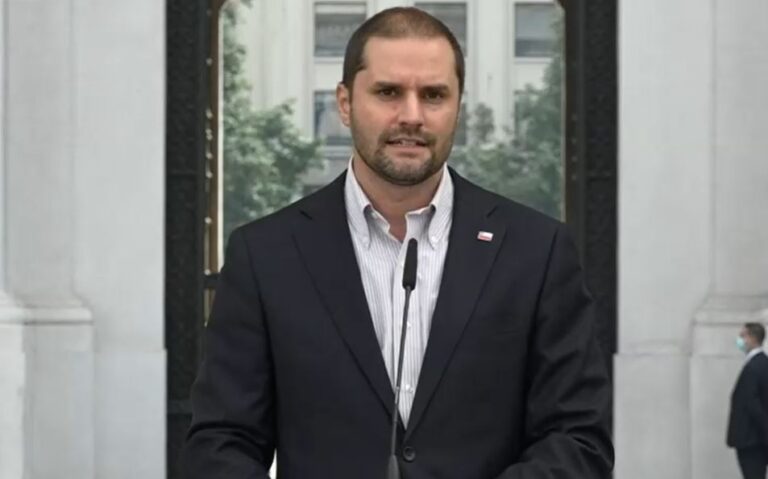 Gobierno anunció proyecto que endurecerá penas de robo con homicidio contra menores de edad y adultos mayores