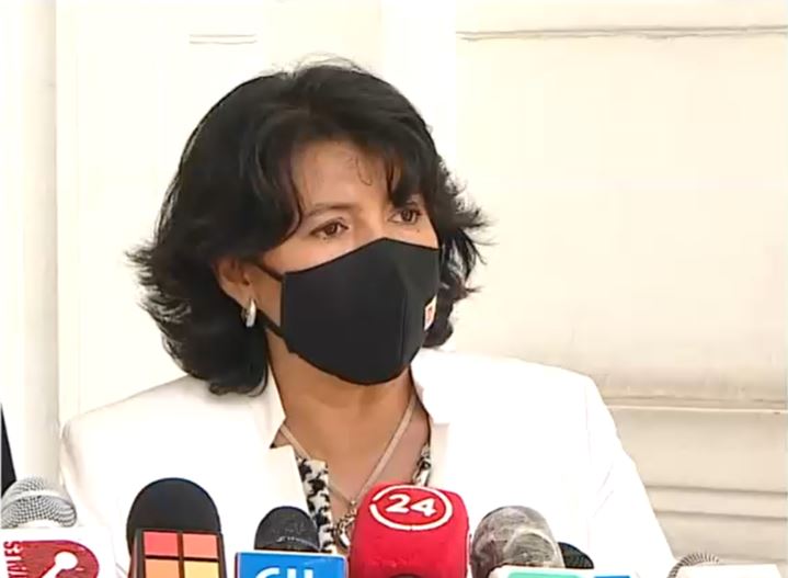 Provoste: La postergación de elecciones 