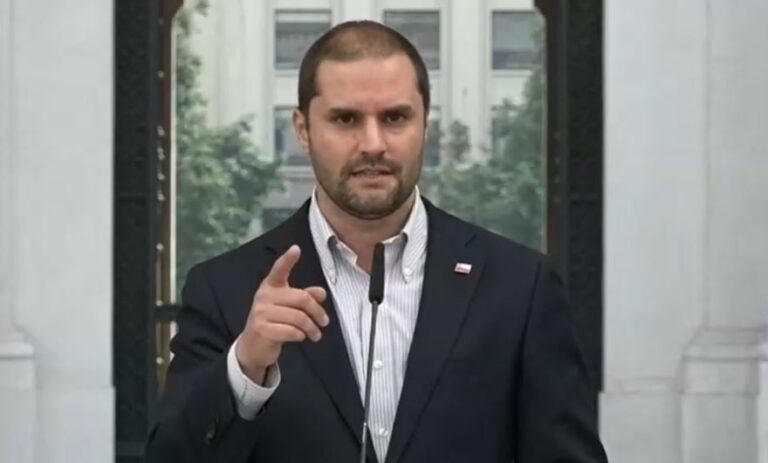 Bellolio por Hernández Norambuena: 