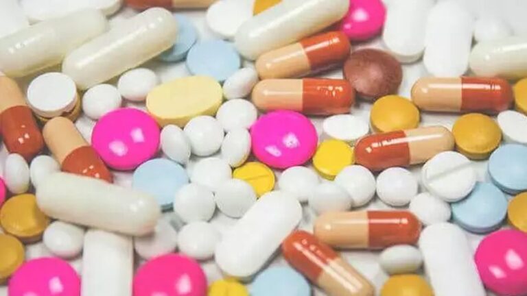 Crean píldora experimental que libera insulina cuando los niveles de glucosa son altos