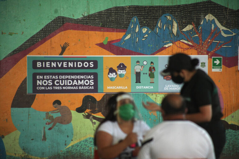 Director nacional de Gendarmería aseguró que algunos imputados 