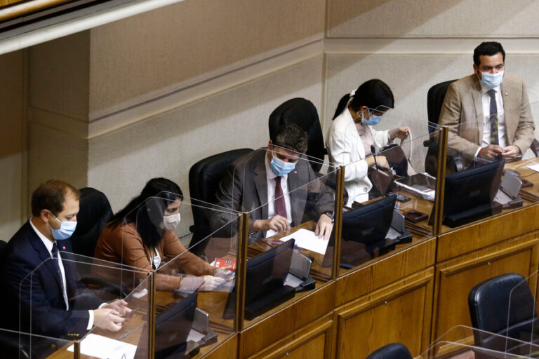 A tercer trámite: Senado respaldó en general proyecto de nuevo Bono Clase Media y préstamo solidario