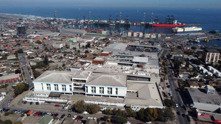 Unión Portuaria anuncia paralización tras requerimiento del gobierno contra tercer retiro del 10%