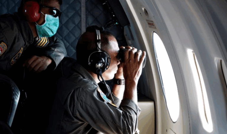 Encuentran restos de submarino desaparecido en Indonesia y declaran a sus tripulantes como muertos