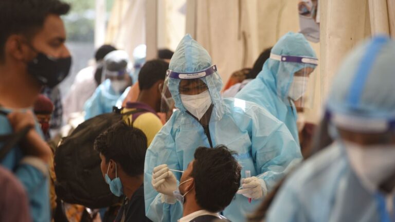 Balance COVID-19: 6.219 casos nuevos y 97 muertos