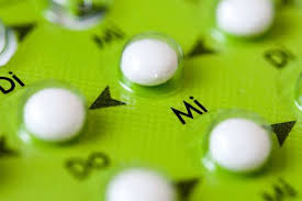 Senadores presentan ley para comprar anticonceptivos sin receta en pandemia