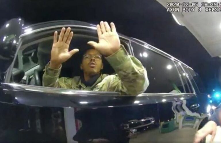 EE.UU.: Militar afrolatino demandó a policías que usaron fuerza excesiva y lo amenazaron con arma