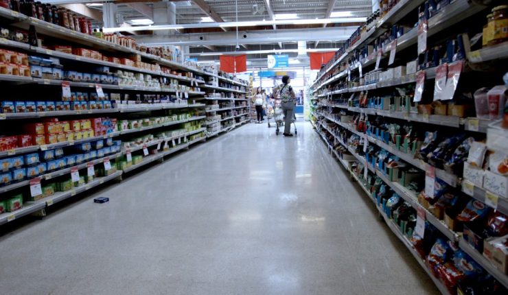 Bienes esenciales en cuarentena: El listado de los productos que se pueden comprar