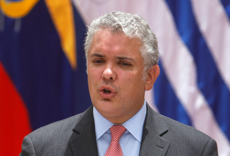 Iván Duque cancela viaje a Ecuador para asistir a la investidura de Guillermo Lasso