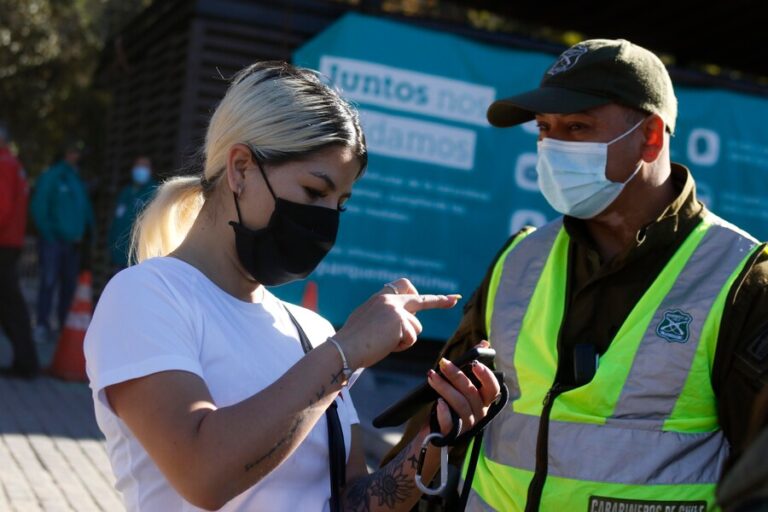 Este miércoles comienza a regir el Pase de Movilidad: Lo que debes saber antes de obtenerlo