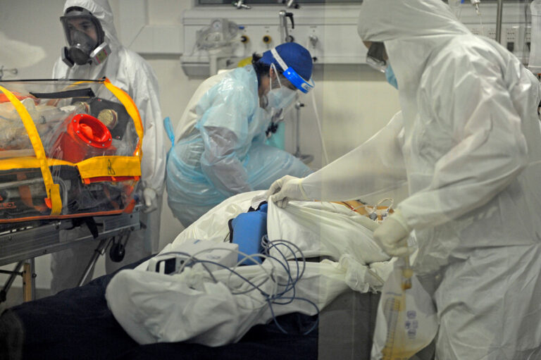 3.198 casos nuevos de COVID-19: Se registró la cifra más baja desde marzo