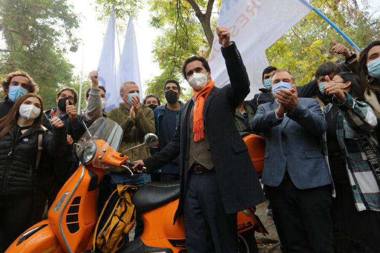 Primarias: Briones dice tener 