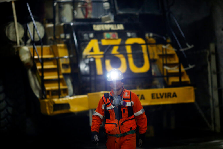 Federación de Trabajadores del Cobre rechaza propuesta de Rojo Edwards: 