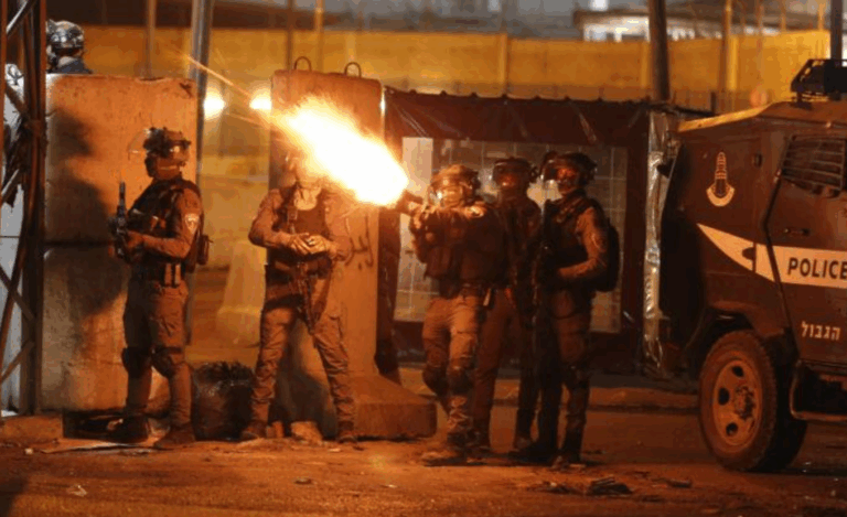 Cancillería de Chile llama al 