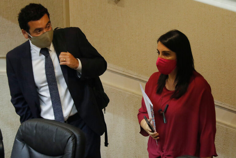 Gobierno confirma renuncia de Sebastián Villarreal: Lo reemplazará Fernando Medina