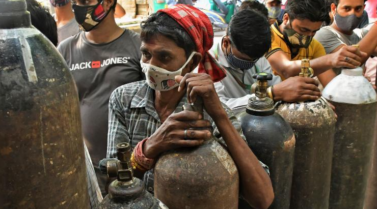 Dr. Fauci se une a pedidos de comunidad internacional y pide cierre para contener crisis por COVID-19 en India