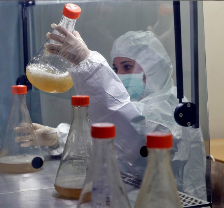 Vacuna cubana muestra 92% de eficacia en ensayos clínicos