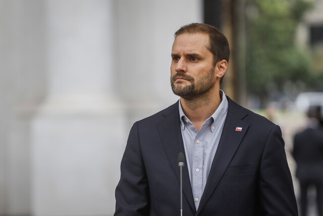 Ministro Bellolio se encuentra en cuarentena preventiva al ser contacto estrecho de COVID-19