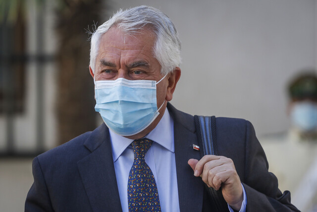 Ministro Paris por propuesta del Colmed: 