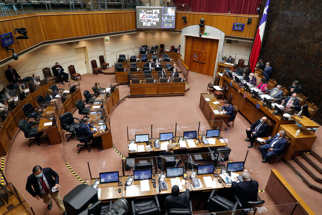 IFE Universal es aprobado en la Comisión de Hacienda y pasa a su revisión en Sala del Senado