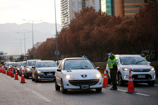 14 comunas retroceden de fase: Todos los cambios anunciados para el Plan Paso a Paso