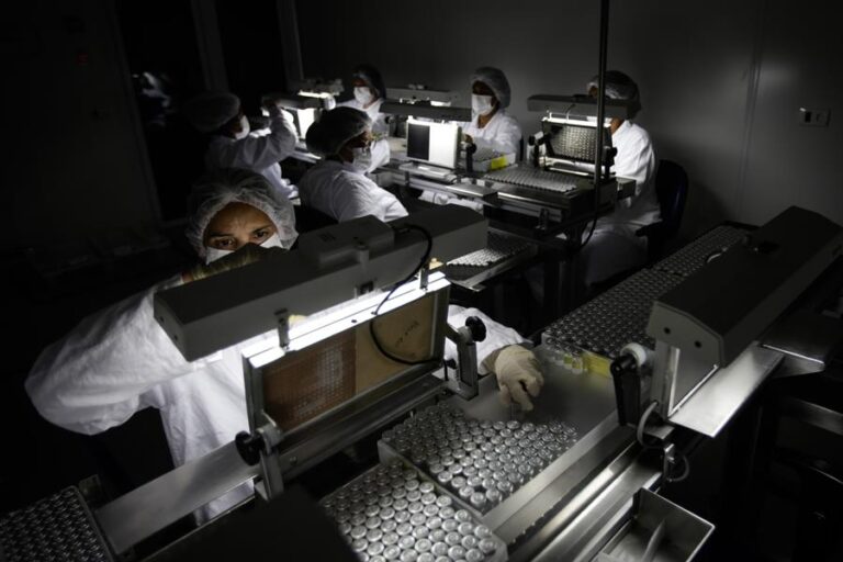 Científicos identifican posible nuevo tratamiento antiviral contra el COVID-19