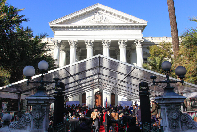 Cadem: 61% cree que la Convención Constitucional no va a terminar su trabajo en el plazo establecido