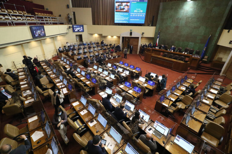 Cámara aprobó imprescriptibilidad de delitos sexuales, pero regresa a comisión