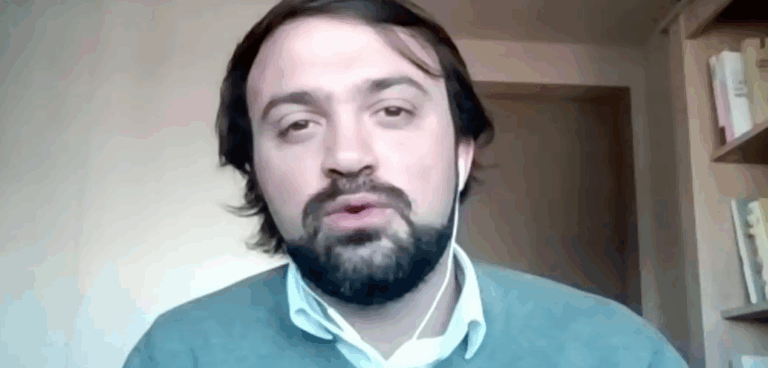 Sharp por carta con la Lista del Pueblo: 